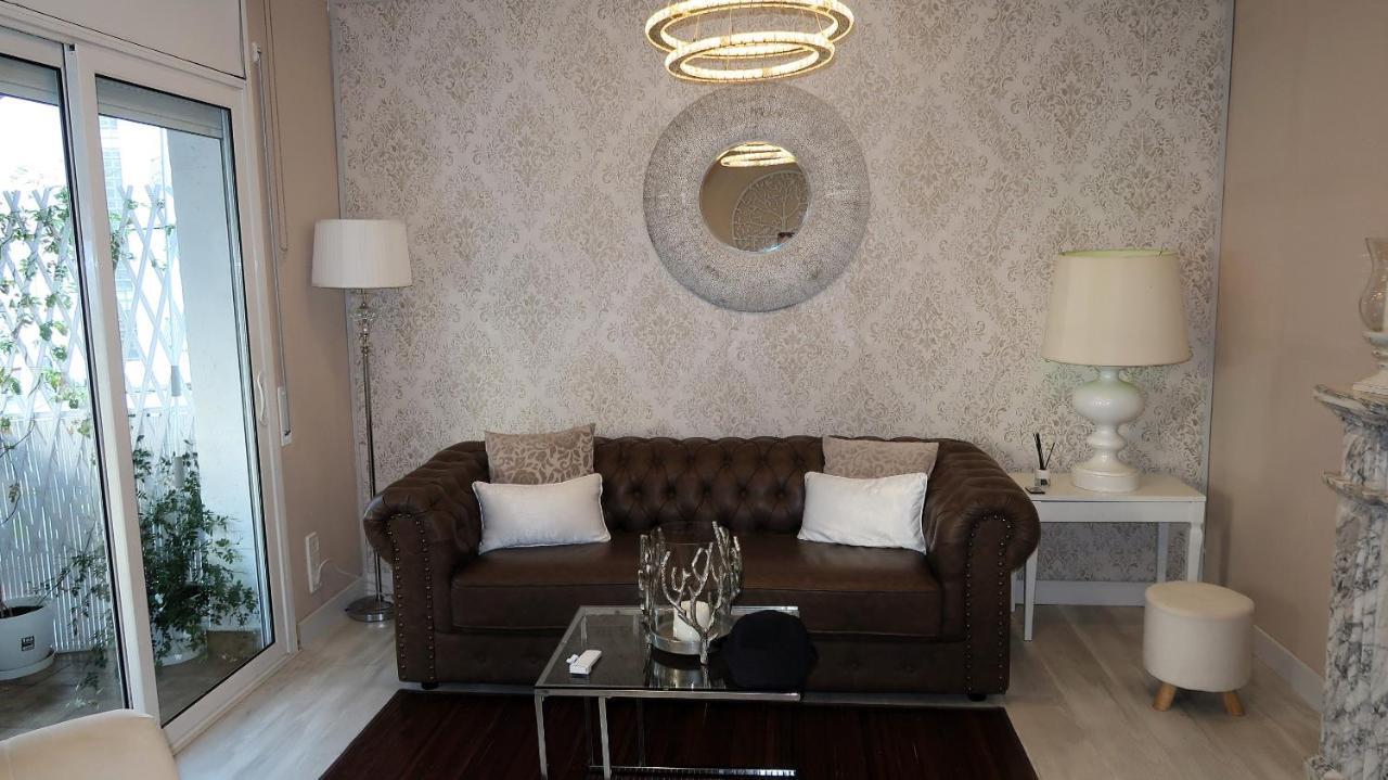 Entire Apartment , 2 Bedrooms Newly Remodeled Center Sitges Barcelona ภายนอก รูปภาพ