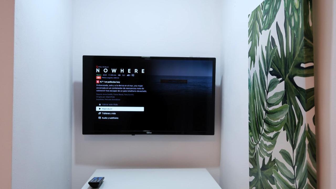 Entire Apartment , 2 Bedrooms Newly Remodeled Center Sitges Barcelona ภายนอก รูปภาพ
